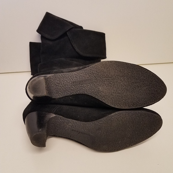 Women's Black Suede Knee Boots - Picture 7 of 12